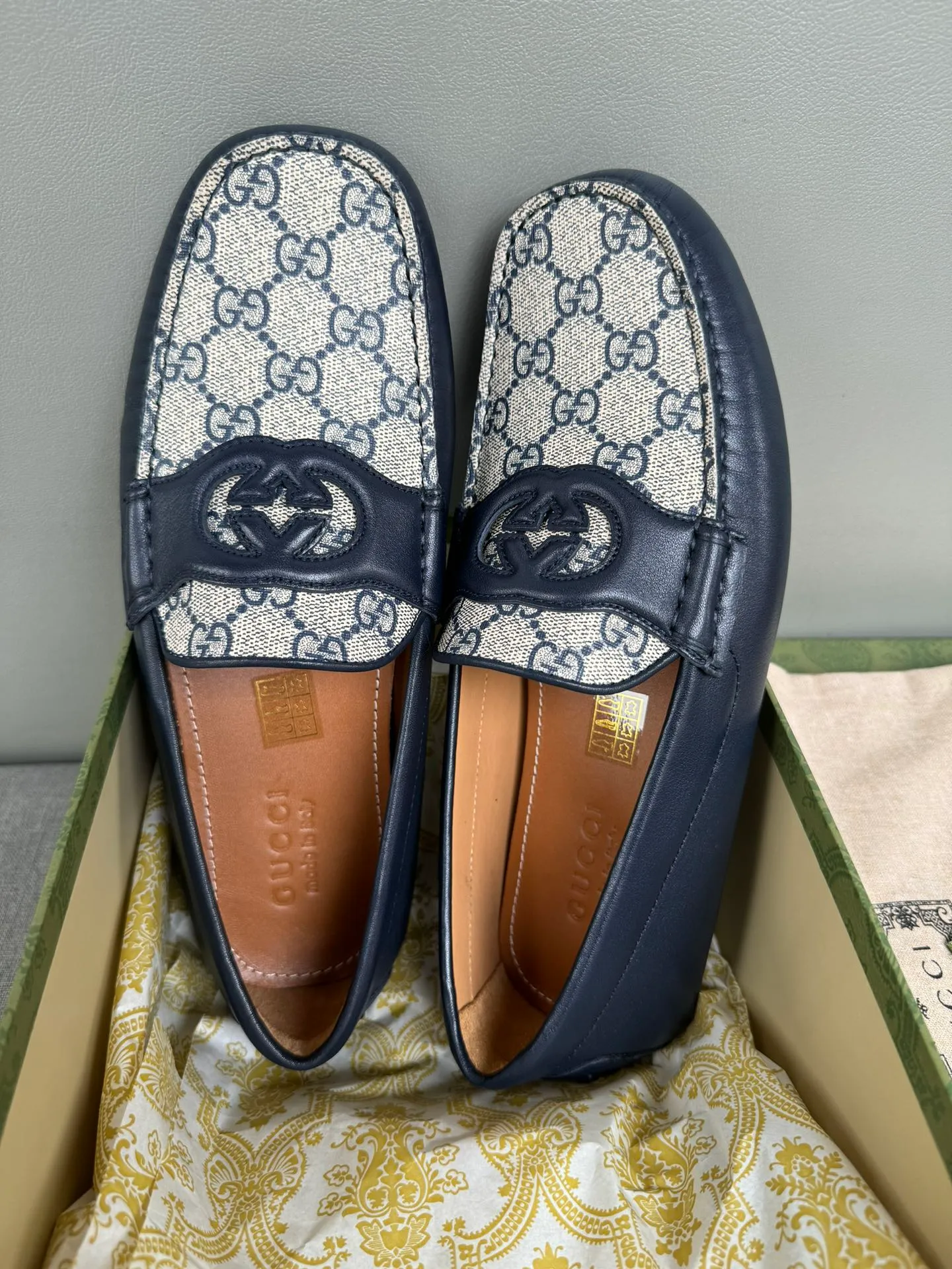 Batch 740💰[strong][strong][strong] Original order quality, new counter styles synchronized, Gucci counter new styles, handmade men's driving shoes, beanie shoes, slip-on shoes, lazy shoes, exquisite hand-stitching, workmanship details comparable to counters, Italian imported cowhide, water-dyed cowhide lining, tree paste leather feet, sweat-absorbent and deodorant, black, gray, blue, burgundy, 39-44 in large quantities in stock (38, 45 custom-made)